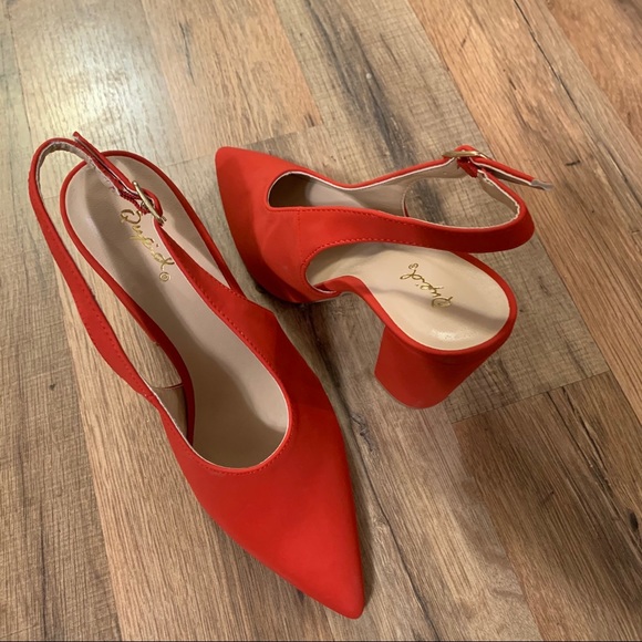 EUC✨ | Red Chunky Heels - Picture 4 of 8